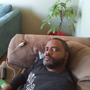 Meet your Posher, Travis